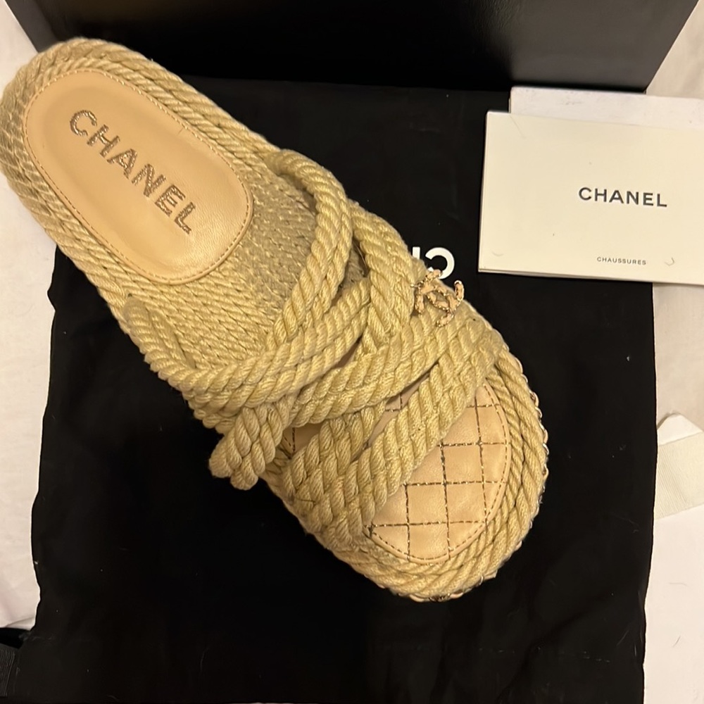 COPY - Mule Sandals - Picture 2 of 6